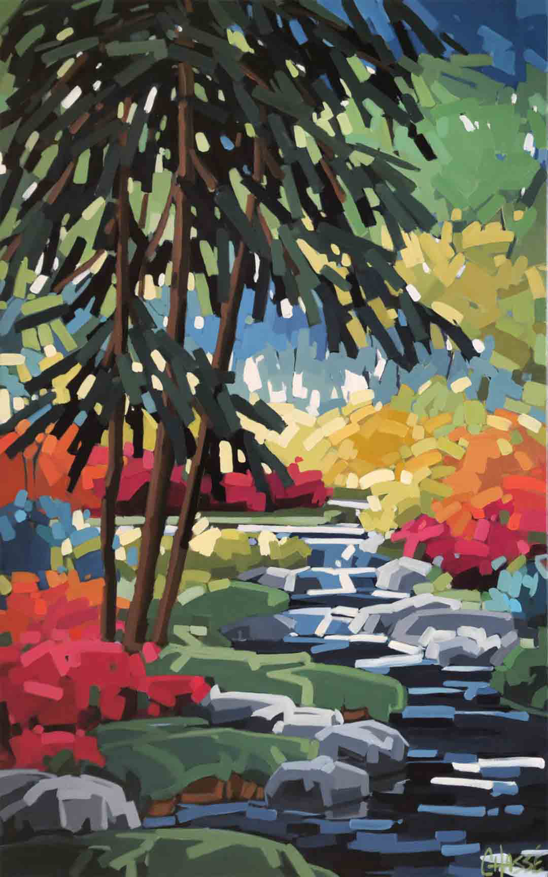 Peinture de paysage représentant un ruisseau qui descend entre les rochers dans une forêt de conifères, entouré de feuillages aux couleurs éclatantes de l’automne, avec une lumière douce traversant les branches.