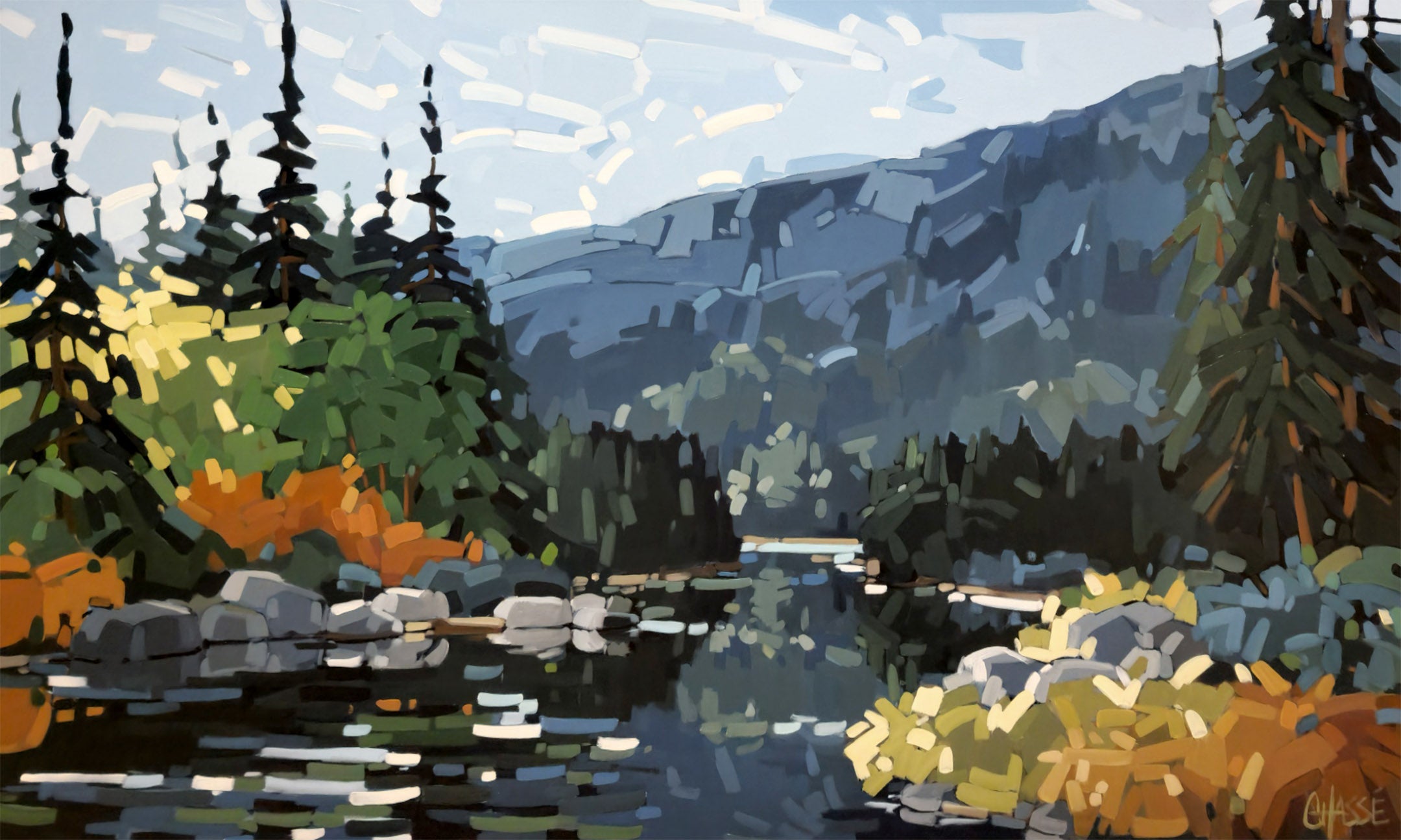 Peinture impressionniste contemporaine d'une rivière calme serpentant entre des rochers et une forêt d'épinettes, avec une chaîne de montagnes bleutées en arrière-plan. Une douce lumière illumine les berges aux teintes dorées tandis que les reflets animent la surface de l'eau.